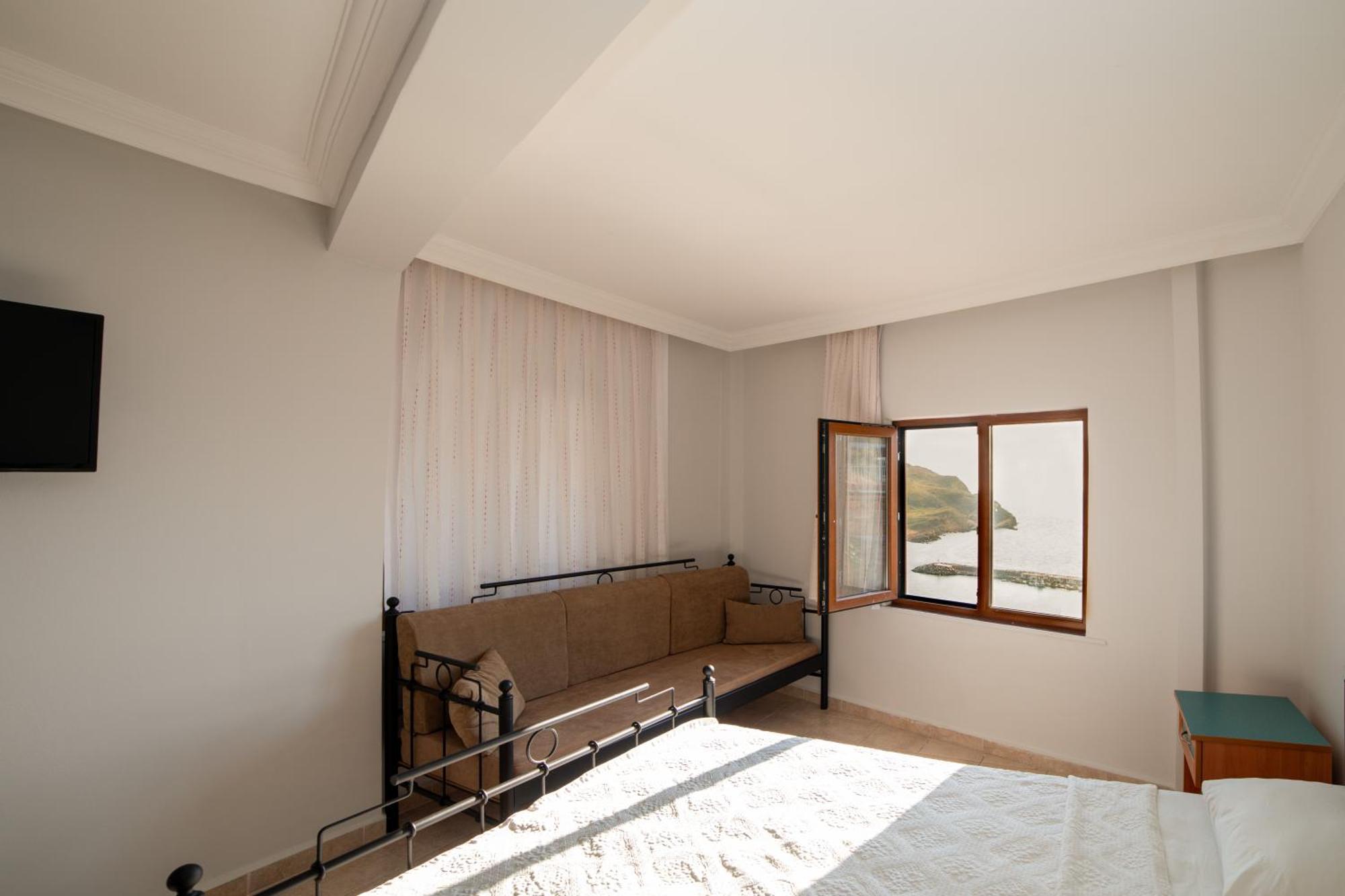 Yakamoz Hotel Goekceada İmroz Eksteriør bilde